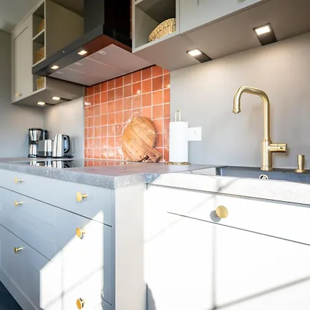 Reet & N 4 Semesterbostad *